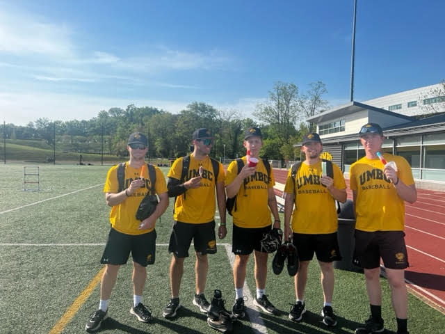 UMBCAthletics's tweet photo. We were so happy to see all the fun our Dawgs had at the #RetrieverProject Mid-Semester Kick Back yesterday afternoon. Always great to relieve some stress on such a beautiful day! https://t.co/Q569E2GzeH