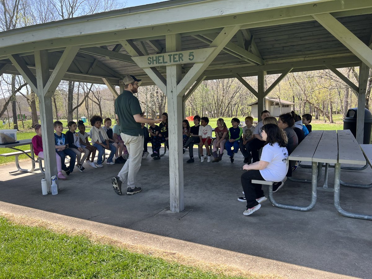 MrsH_SPED's tweet photo. Yesterday, our 3rd and 4th students took a field trip to a local park to learn about how animals move and live in their local habitats. Turned out to be a beautiful day! @AmandaEleTweets @MiddletownOH https://t.co/8SKTlWn9Gn