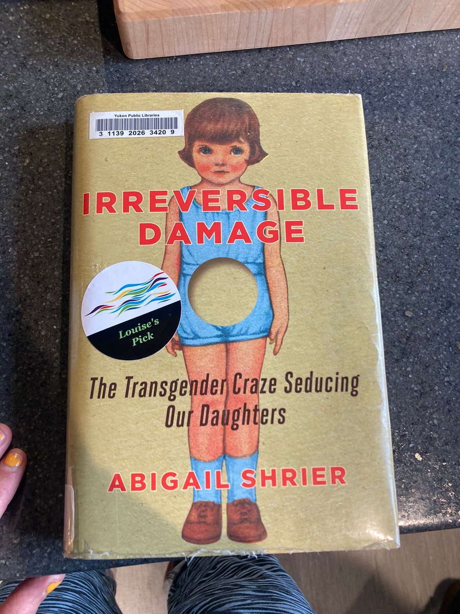 chris_tse's tweet photo. Hey @YukonLibraries ... This is a pretty awful book to be displayed on your shelves, let alone endorsed as a top pick. Libraries are one of the few public safe spaces left, and this sends a very clear message that not all are welcome. Do better. #TransRightsAreHumanRights https://t.co/e5IpW9Y9P3