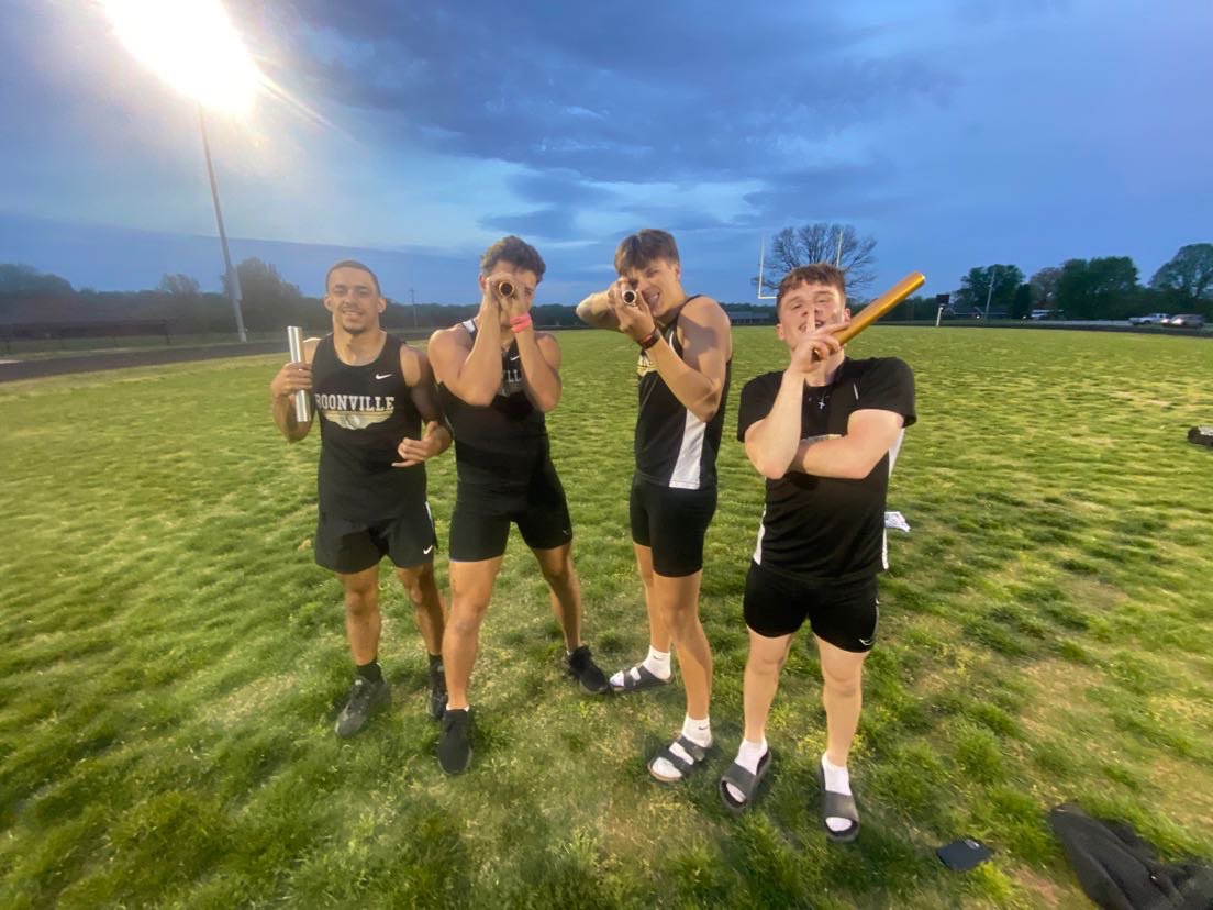 reecewilder4's tweet photo. broke 4x1 record w/ 43.5 and a 51 ft shot pr🫢 https://t.co/w9PscdSDQF