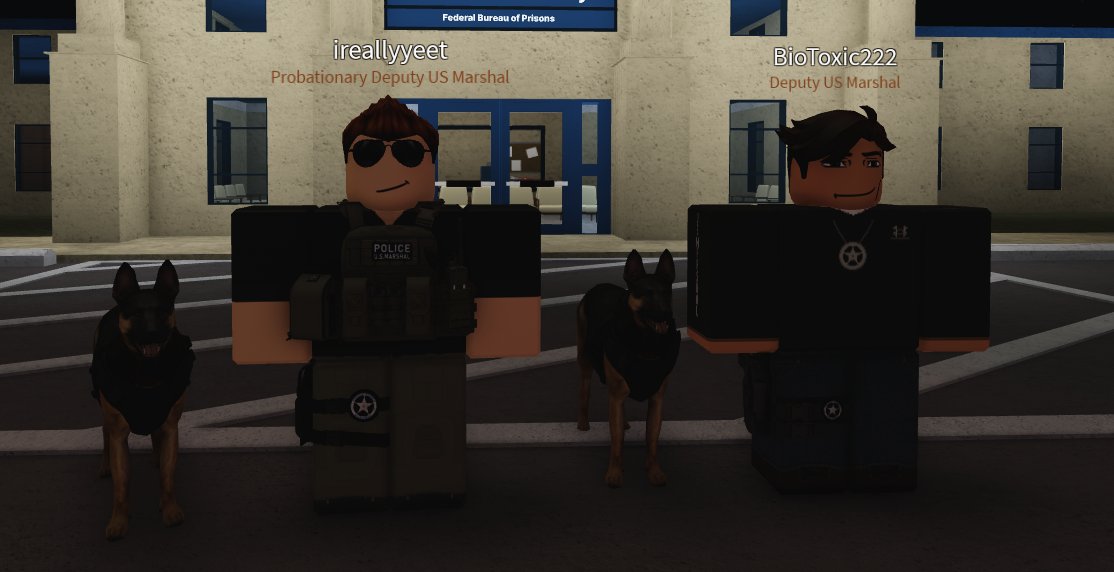 USMSforRbx's tweet photo. The United States Marshals Service would like to congratulate PDUSM ireallyyeet and his dog Rosco as well as DUSM Biotoxic222 and his dog Cerberus on completing the TK9 training course. https://t.co/CMTEIxj158