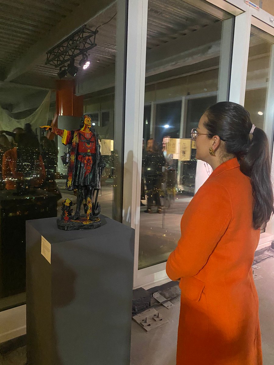 Espectacular cóctel de inauguración de la @feriaARTBO #ARTBOfds hoy en Atrio Bogotá. Brinda un maravilloso abrebocas de lo que será este fin de semana para quienes disfrutan de una buena muestra de arte. Felicitaciones a @NicolasUribe y todo su equipo de la @camaracomerbog