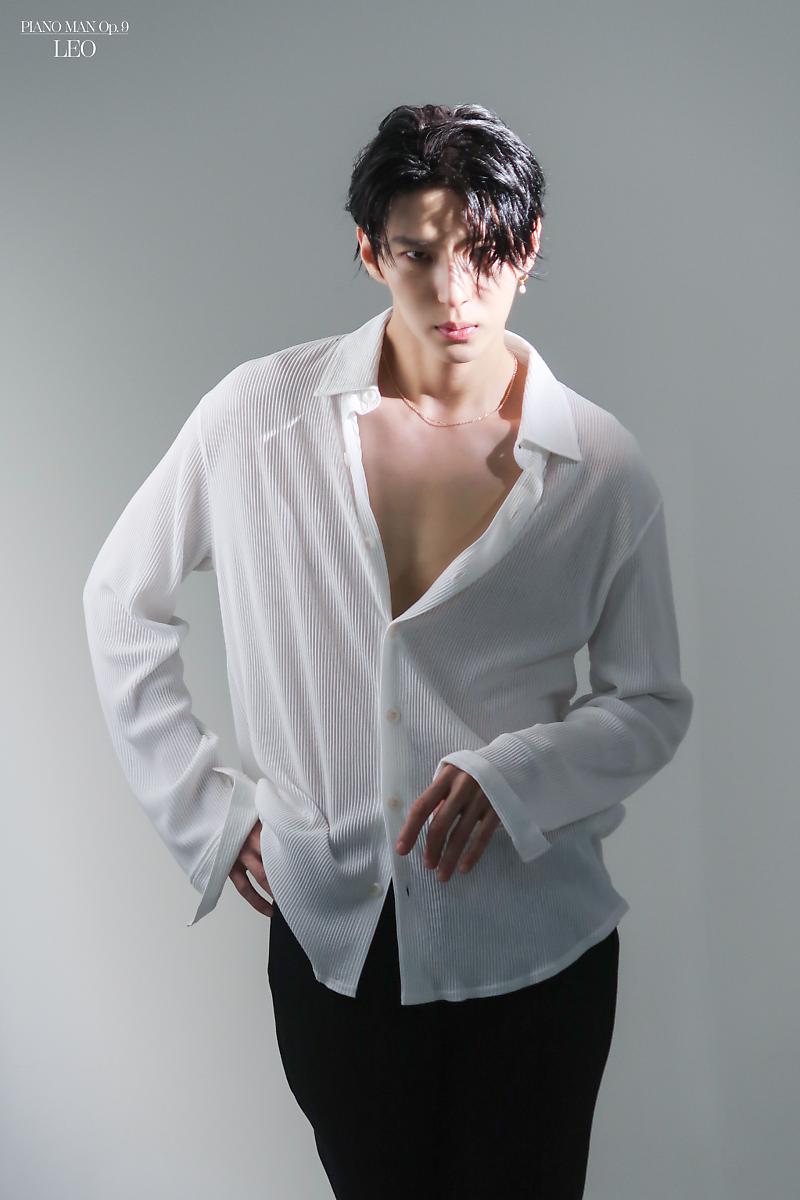 MarinaLeoN3010's tweet photo. 🌿About 𝐉𝐮𝐧𝐠 𝐓𝐚𝐞𝐤𝐖𝐨𝐨𝐧
#정택운 🎼🎹
𝟐𝟎𝟏𝟖.𝟎𝟕.𝟑𝟏 ~ 𝐒𝐨𝐥𝐨 𝐃𝐞𝐛𝐮𝐭 🍒
23.04.21 ~ 1726
오래가자💫 @JUNGTW_LEO
#Canvas #Muse #Piano_Man_Op9
#All_of_me #ImStillHere
#빅스 #레오 #VIXX #LEO
#Jung_Taek_Woon ☆• https://t.co/CsuqkAxhdJ