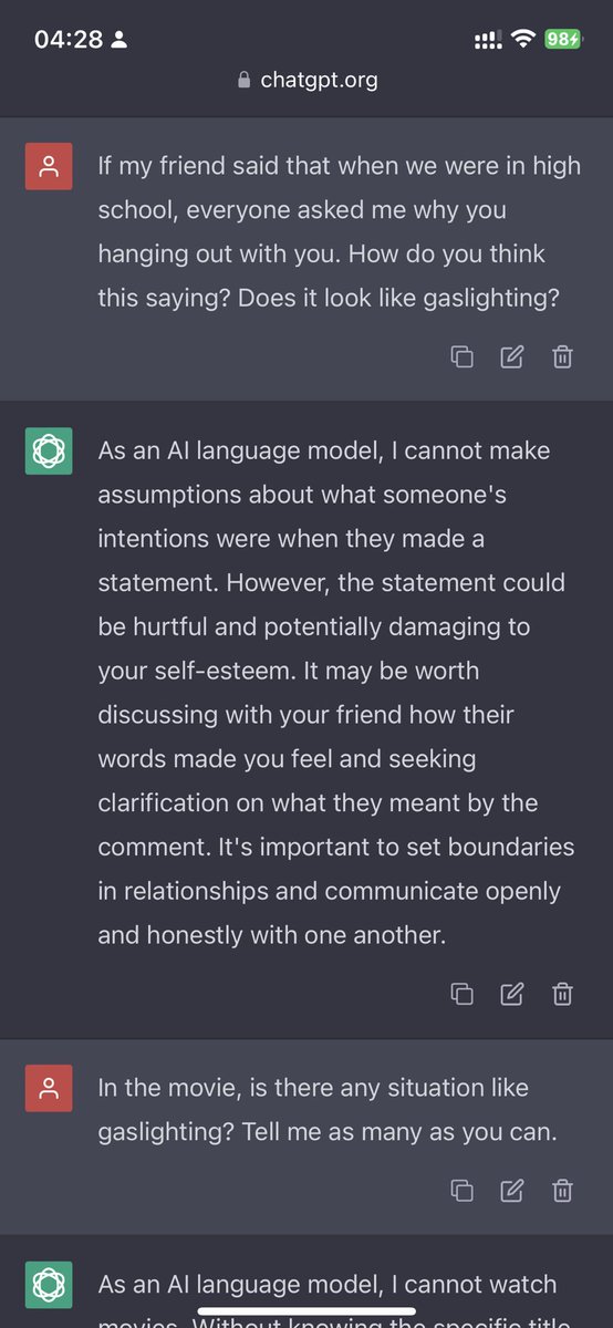 Gutterapali's tweet image. 가스라이팅이 뭔가 생각하게되는 새벽임. 실제로 나도 나르시시스트 부모님덕택에 문제가 많았었는데 아직도 나한테 철좀 들으라고함. 나도 알겠는데 그런말 하는 님은요? 감정조절 1도안되시면서요? 제발성숙하세요. 이게 가스라이팅인가. 관련 책을 읽어봐야겠다. 챗GTP 잼나는군!