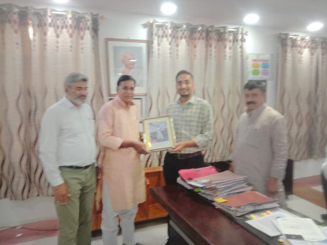 साथियों रेसा VP संगठन द्वारा किए प्रयास  की परिणीति 10 हजार vp डीपीसी की काउंसिलिंग ओर अब शिथिलीकरण से 7000 प्रिंसीपल व 9500 vice प्रिंसीपल डीपीसी ओर हो रही है।
एक रहे मजबूत रहे।
जय संगठन जय रेसा VP।