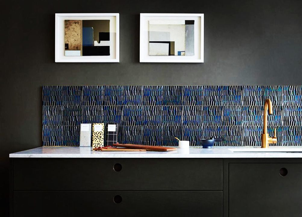 Canaroma's tweet photo. Transform your space with this glazed terracotta tiles characterized by a three-dimensional surface with small grooves that sculpt the ceramic material, giving rhythm to your coating. https://t.co/sWCaop5AeU
