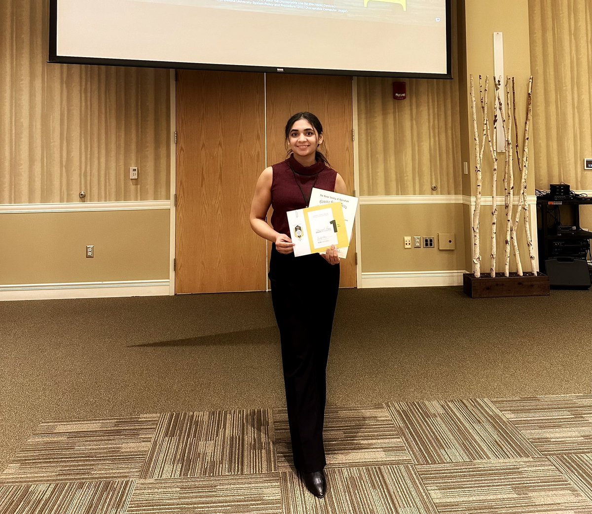 shivreet_kaur's tweet image. Absolutely thrilled to share that I was awarded the Distinguished Graduate Student Award by Gamma Sigma Delta and was inducted as a member of this society, a great honour! Also, got the chance to present at GSD research day and bagged the first position!🥳