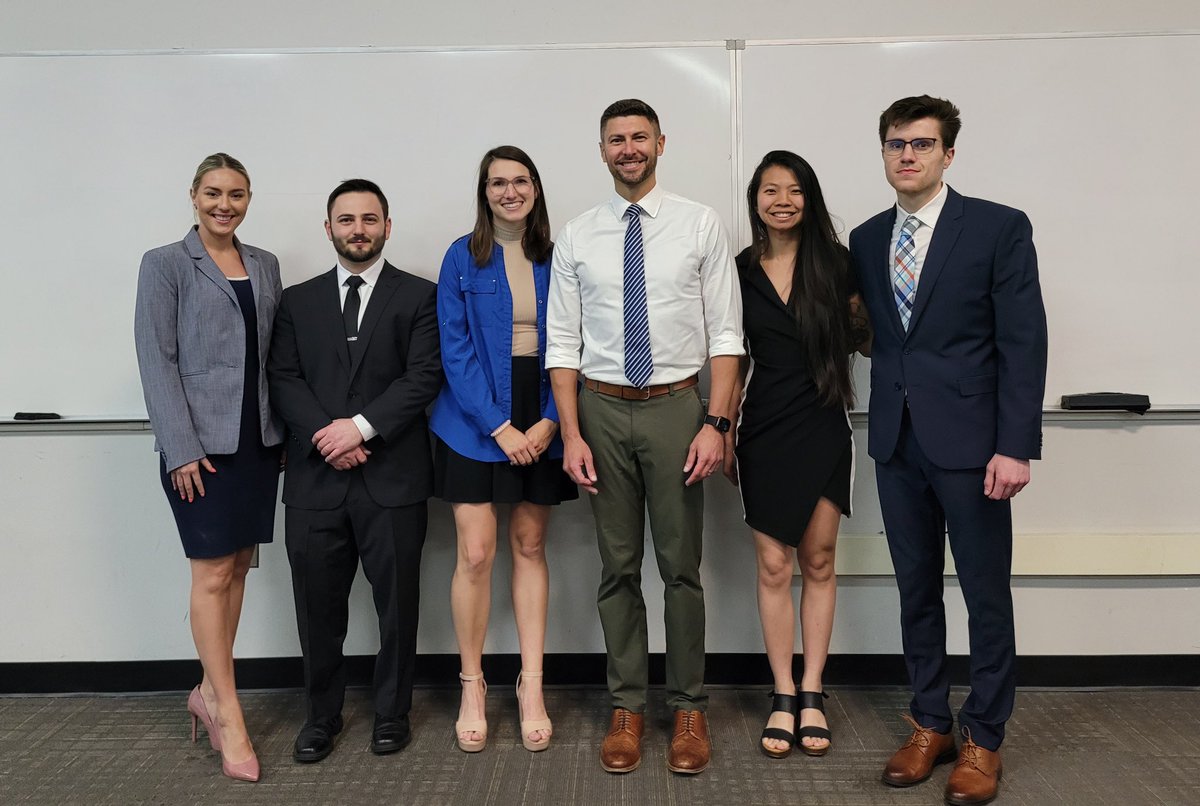 CRMardis_627's tweet photo. Congratulations to all the winners tonight who presented at the Damien Moore Memorial Lecture! I tied for 4th place among the doctoral students! It was a beautiful night of honoring Dr. Moore’s life. @umgradschool @olemissph @UMHESRM @P_Loprinzi https://t.co/MnV2c1XLNo