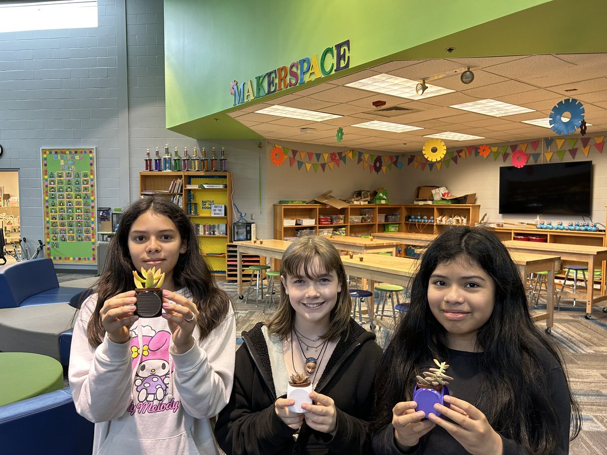 Stephanie Morrison (@sunflowerreads1) on Twitter photo Sunflower 6th graders designed and 3D printed their own succulent pots! Glow in the dark filament was very popular! Thanks, <a href="/TreeHuggerJimKC/">Jim Horlacher</a> ! @KalisRyan @mrszack <a href="/KarrieLox/">Karrie Lox</a> <a href="/theSMSD/">SM School District</a> Sunflower 6th graders designed and 3D printed their own succulent pots! Glow in the dark filament was very popular! Thanks, <a href="/TreeHuggerJimKC/">Jim Horlacher</a> ! @KalisRyan @mrszack <a href="/KarrieLox/">Karrie Lox</a> <a href="/theSMSD/">SM School District</a>