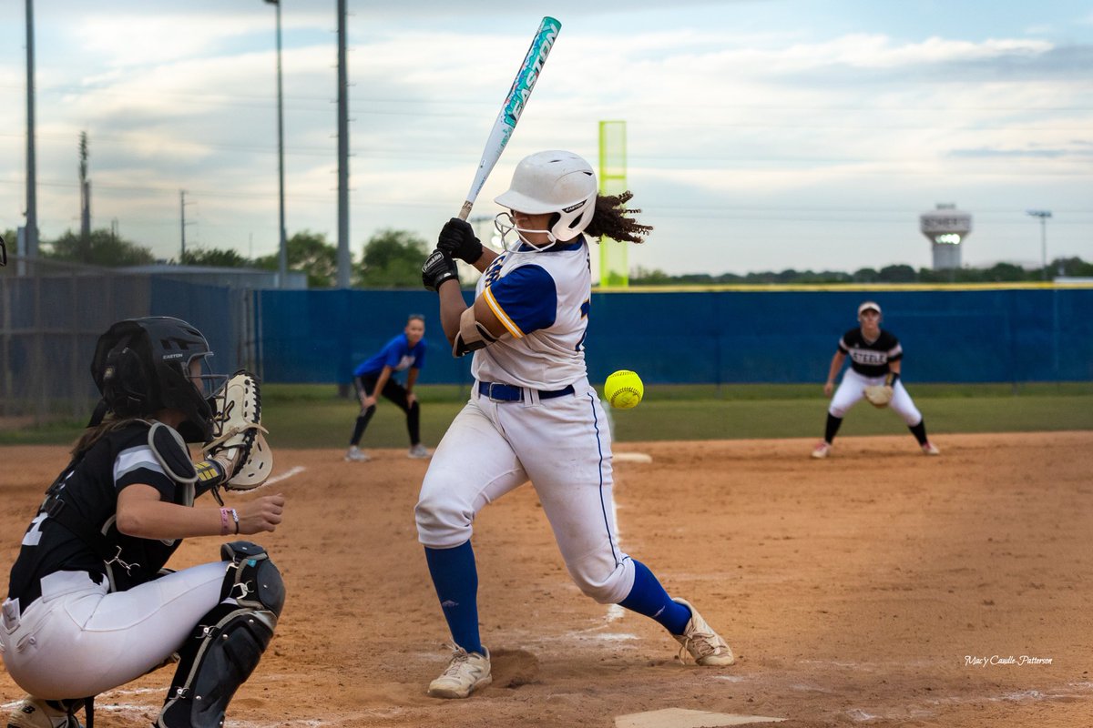 Harrison3Tessie's tweet photo. #ghostgraffiti won’t stop the ball from hitting you, but it will get its revenge. #homerun #2runhomer #individuallynumbered #unlimited #2784 @EastonBaseball https://t.co/oXpiR7Kl10