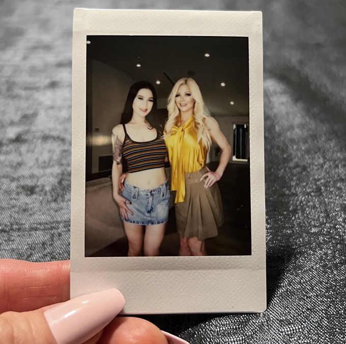 Thanks @TeamSkeet for reuniting me with hottie @JasmineWilde69! https://t.co/nk5mn4OE7K<a class="tags" href="/tag/teamskeet">@teamskeet</a><a href="/tag/mvsales"class="tags"><span>#mvsales</span></a>