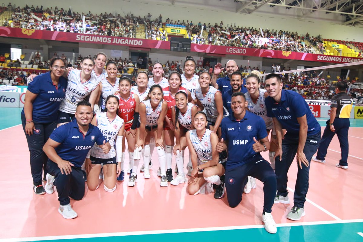 LPVBetsson's tweet photo. πΌοΈImΓ‘genes del partido entre @USMPVoleibol π Jaamsa
π· @fpv.pe
.
.
.
#ApuestaTotal
#MovistarDeportes
#Legado
#IPD
#Triathlon
#NewAthletic
#Depor
#SanCarlos https://t.co/DOI71Cnhih