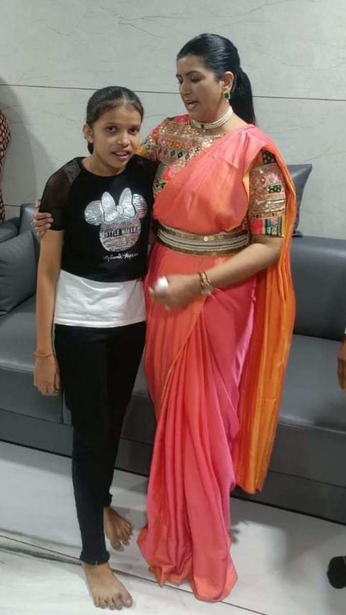 mdgujarati's tweet photo. હિન્દૂહીત માટે લડવા જગતમાં જેનો જોટો ન જડે અને જેને  કેહરી સિંહણની ઉપમા આપી શકાય તેવા બહેન શ્રી  @kajal_jaihind ને ભગવાન શ્રી રામ સ્વસ્થ સાથે દીર્ઘાયુ આપે તેવી પ્રાર્થના સહ જન્મદિવસ ની ખુબ ખુબ શુભેચ્છાઓ
#happybirthday ભગવા ધારી🚩🚩 https://t.co/RcQVsyWw45