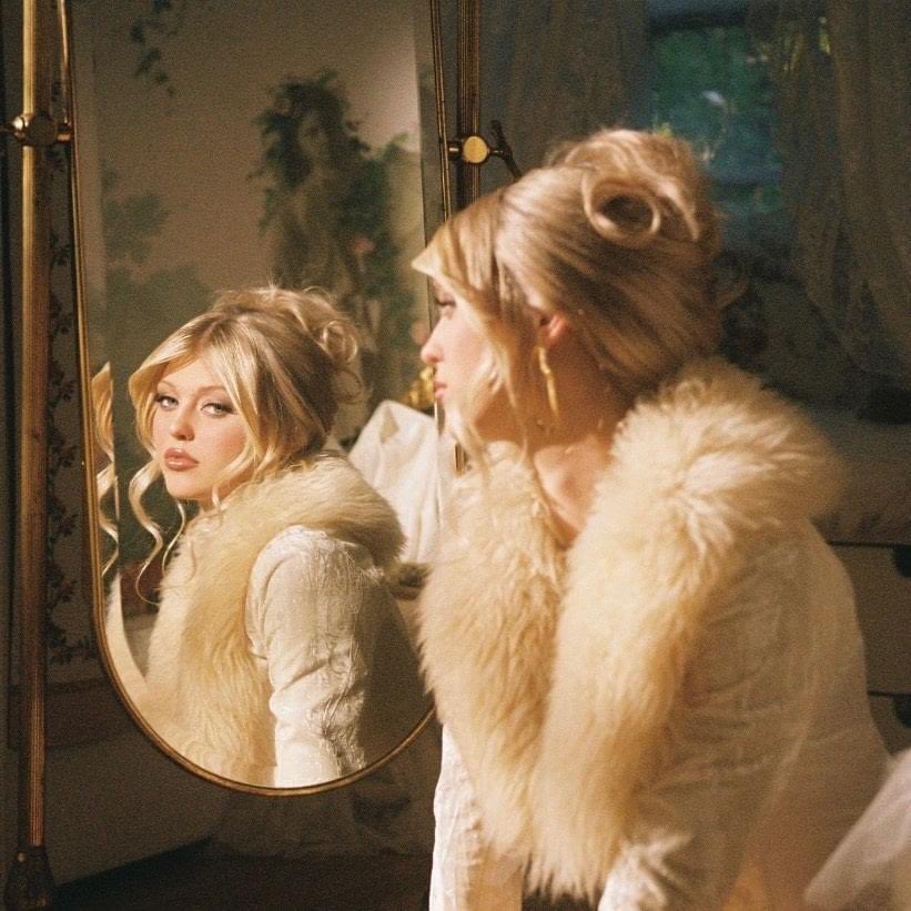 iamlorengray's tweet image. cannot believe i’m finally saying this. my debut album, guilty, is out now. these songs are for driving with the windows down, crying on the bathroom floor, drunk karaoke, falling apart, putting yourself back together, and falling apart again. for when nothing works out but…