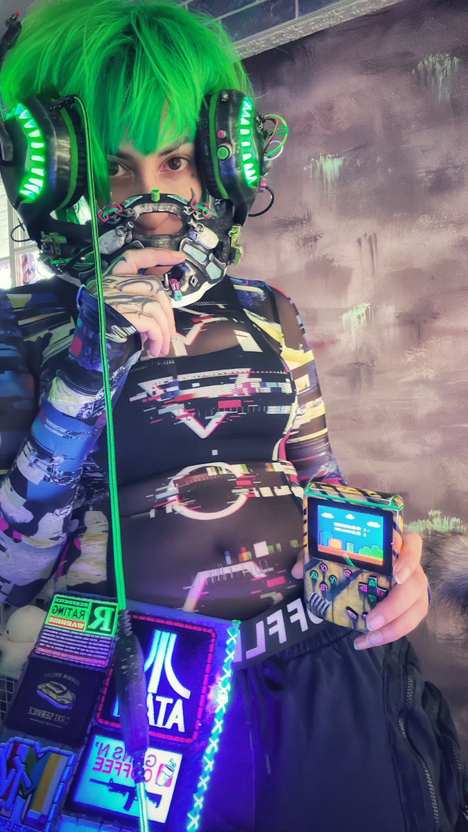 VividVivka's tweet photo. Say hello to 💚LimeWire💚, your #1 dystopian streamer to the literal stars! 
(this is my original character for @NeotropolisHQ)

I’m uploading a 30min video about her, some lore, my jokes, and all about my crafts to my site! This isnt even the full kit. https://t.co/PqivHA8gWe