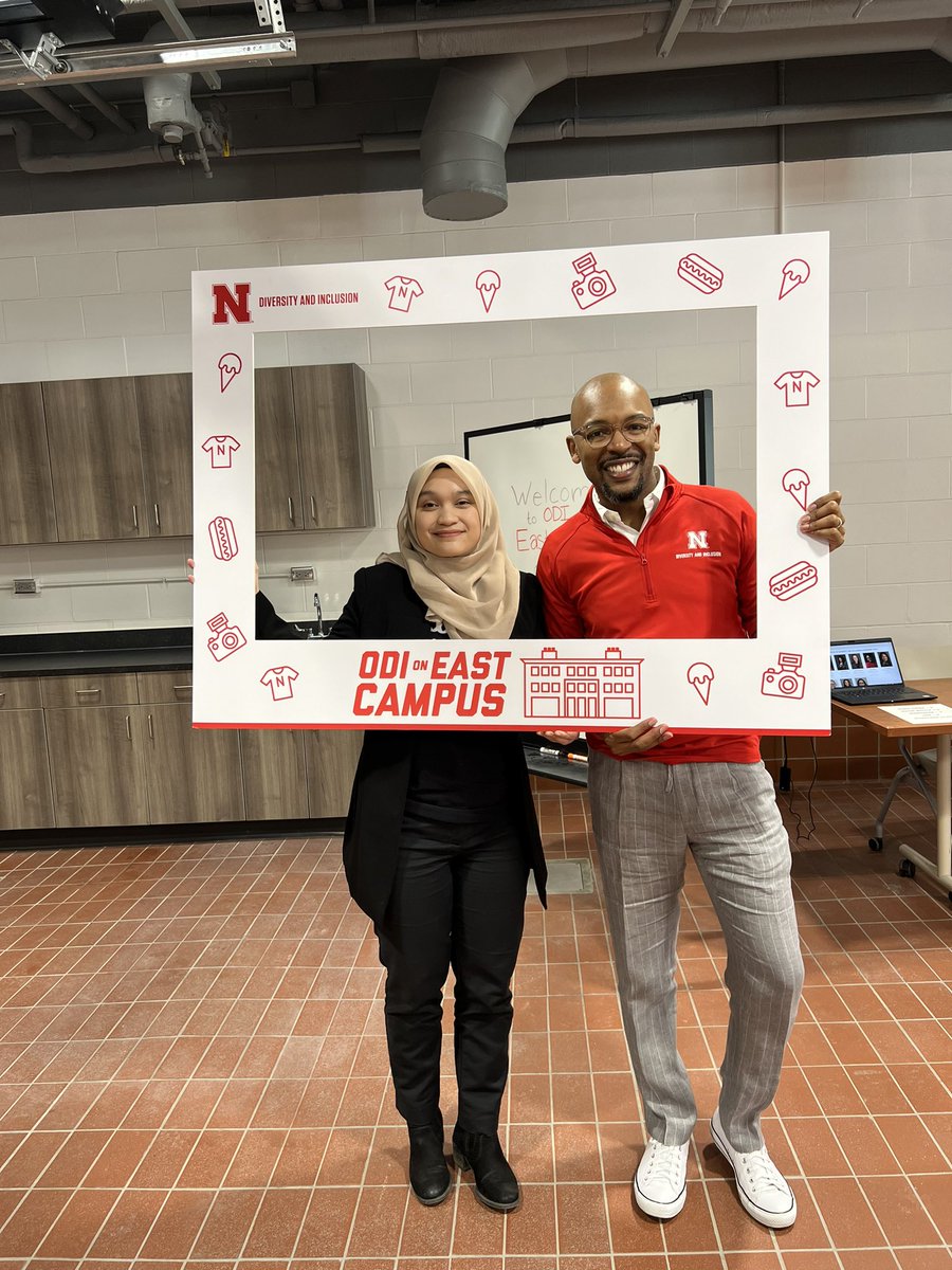 DrMarcoBarker's tweet photo. What a wonderful time @UNL_ODI and I had meeting students, staff, and faculty on East Campus during @UNL_CASNR week! #InclusiveNE #AllareWelcome https://t.co/cAMorbt6ce