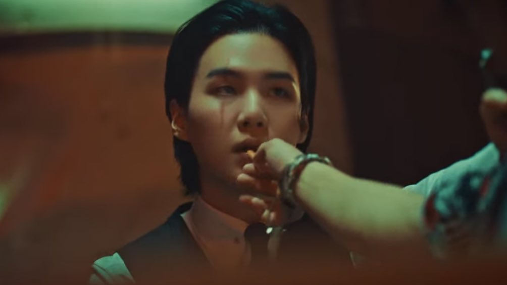 TELEAZE's tweet photo. THE WAY I GASPED AT THIS PART https://t.co/gAPOB7V3zY