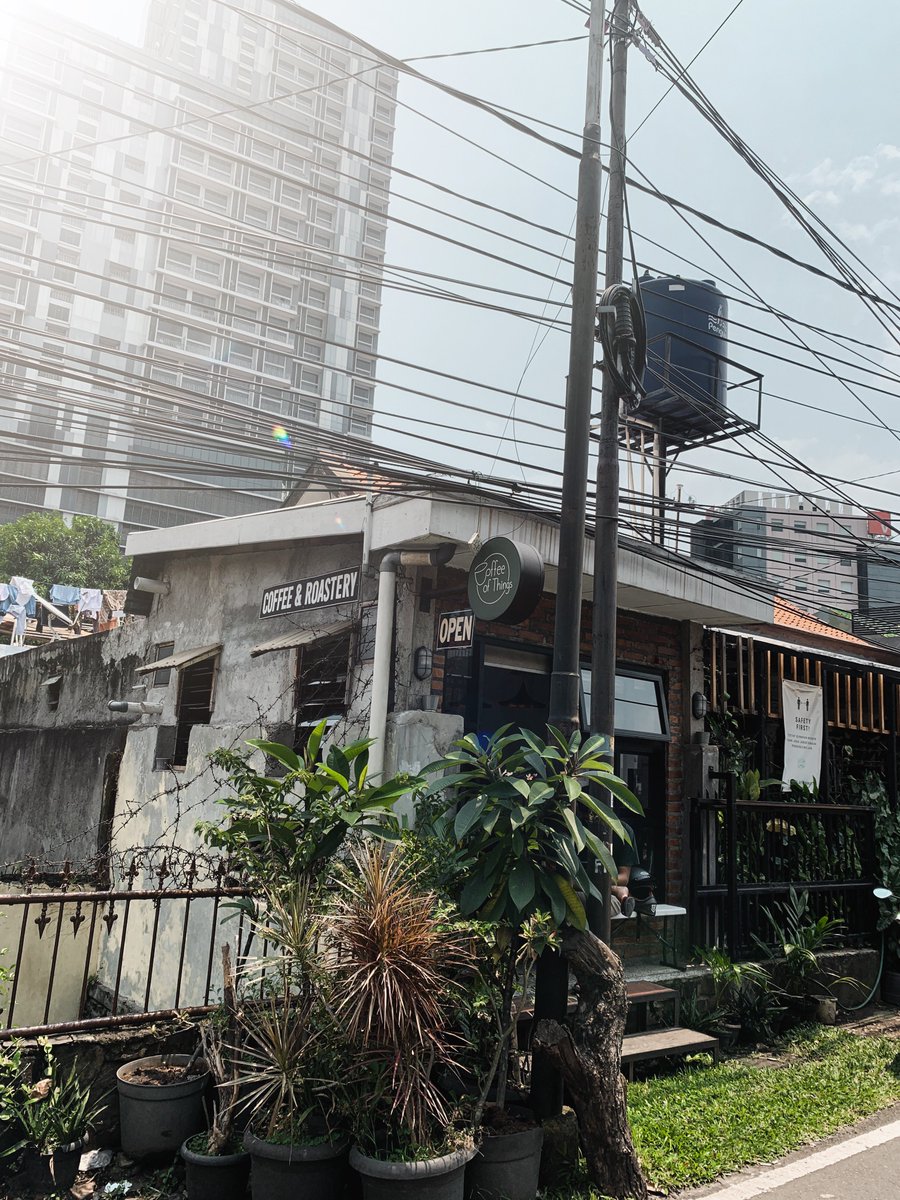 aarrddyyee_95's tweet photo. π Coffee of things. Jakarta
coffee shop yg kecil tapi vibes nya japan street banget, coffee shop yg mengusung tema slow bar. Coffee shop yg wajib di kunjungi sm pecinta kopi dan para barista.
#coffeeofthings #coffeeshopjakarta #ngopibarengardy https://t.co/9KW7AE6YUD