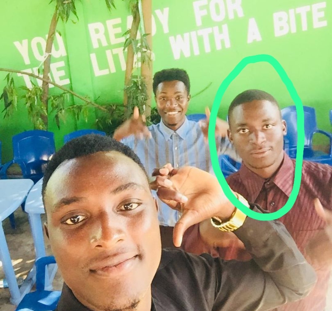 SadickTusia's tweet photo. RAFIKI ANGU AMEPOTEA TAKRIBANI MIAKA MINNE( 4 ).👇
Amepotelea Dar since mwaka 2020 akiwa anasoma Chuo( UDSM mwaka wa pili semester 1 akisomea Telecom Engineering)

●Jina : Jackson Allan Mahenge( Ndishu )
●Mahali anapotoka : MAKETE NJOMBE

●O level : ifunda Tech( Iringa )
●Advance : Msamala sec( Songea )
●Chuo : UDSM( Dar hakumaliza )

■Short Story :👇

Nilisoma nae Advance Msamala Sec tukafaulu wote UDSM Engineering yeye alikuwa telecommunications Engineering na mimi nilikua Industrial engineering mwaka 2018/19.

Tulipofika mwaka wa pili tulideside kupanga wote watu watatu,

Katika semester ya kwanza na nukuu aliwahi niambia "imekua semester ngumu kwake" na kweli nilikua naona maana Course work alikua akinionesha.

Sasa baada ya semester one kuisha ndipo tulipokwenda likizo baada ya kurudi sasa.

Ndio ilikua mwisho wa kuonana na rafiki yetu Jackson pale tulipokuwa tumepanga. Nakumbuka wiki moja tulipofungua chuo ilikua ukimpigia anadai bado yupo na atarudi kuendelea na masomo.

Toka apo akawa hapatikani tena, kwa mimi nilipotezea kipindi kile nilihisi labda rafiki angu ka disco alafu anaficha. Na nikawa nahisi labda anawasiliana na wazazi wake.

Baada ya kimya kirefu Cha takribani miaka minne( 4 ) jana ndugu zake kutoka NJOMBE MAKETE, wananipigia simu na kuniambia wanamtafuta Jackson na wao mara ya mwisho kuongea nao ilikua 2020 mwezi wa 10.😔

Dah, mama ake nasikia analia sana ndipo nilishikwa na majonzi na kuanza kumtafuta rafiki angu.

Alikua mtu poa sana na mwema mno.🙏

Kitu pekee tunachopenda kufahamu ata ndugu zake kama ni mzima uko alipo.

Na kama Jackson Unasoma huu ujumbe tupe ata ishara ya kwamba uu Mzima wa AFYA Ndugu zako tunakutafuta wazazi wako wana hofu kubwa mno na mama ako anabaki analia kwa muda mrefu sasa.😭

Inaumiza sana.🙏

Nikutakie maisha mema rafiki angu na napenda nikuone tena na tena.🙏🙏🙏

Natumaini uko salama.🙏

Note : Kama utaona sura yake au jina Lake au wewe mwenyewe Jackson umepata kuona ujumbe huu, Nipigie.👇

📞: 0762 305 991 or 0719044838✅️

Nisaidieni kumtafuta @mkandamizaji @batuli_actress @bajabiri @masoudkipanya @CloudsMediaLive @Wakazi @wasafifm @eastafricatv @earadiofm @BBCWorld @bbcswahili @BBCAfrica @diamondplatnumz @OfficialAliKiba @AyTanzania @MwananchiNews @MwanaFA @FidQ @hancymachemba @babalao__ @rollymsouth @ayubu_madenge @BarakaSaimon3 @chapo255 @JoyceMwalimu @Joy_Mbura @MiriamMkanaka @CarolNdosi @funjojr @MarekaMalili @mpambazi @Mpalestina_ @feonachicken @heisrema @MsigwaGerson @IAMartin_ @MarekaMalili @urbanvintagedsm @MartinL01584477 @TunduALissu @halimamdee @TitoMagoti @abdulnondo2 @DianaPaulChando @mshambuliaji @millardayo @Nnauye_Nape @HKigwangalla
