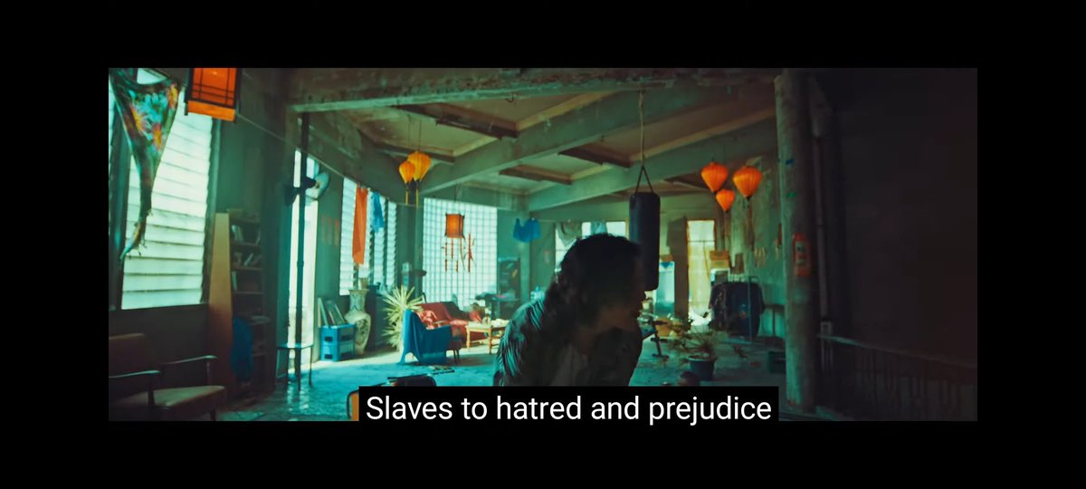 jiminievenus's tweet photo. "Los esclavos del capitalismo, los esclavos del dinero, los esclavos del odio y los prejuicios, los esclavos de YouTube, los esclavos del egoísmo y la codicia se han descarrilado"

— #SUGA #AgustD #D_DAY #Haegeum
AGUST D ITS YOUR D DAY https://t.co/NSIV3LKU32