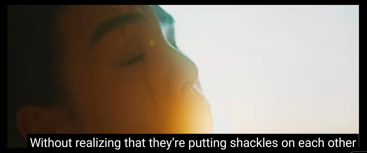 mygbebe's tweet photo. "Slaves to capitalism, slaves to money, slaves to hatred and prejudice, slaves to YouTube, slaves to flexin'. Selfishness and greed have gone off the rails... Everyone's been blinded by envy and jealousy, without realizing that they're putting shackles on each other." #Haegeum https://t.co/AkLRewLhp5