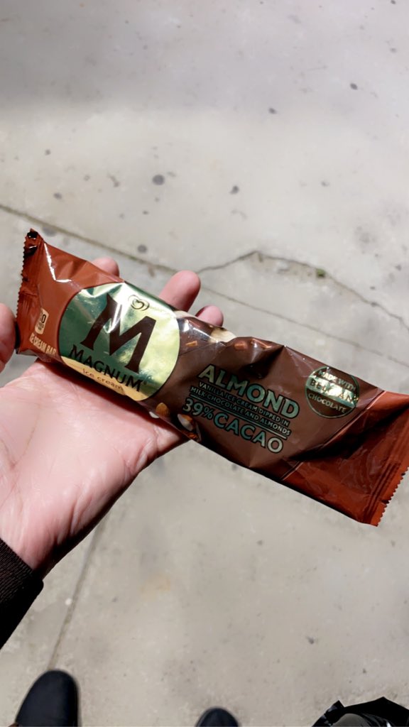 stoney_bottom's tweet photo. y’all know I love my chocolate haha 🤤 https://t.co/dwtRQtq0QQ