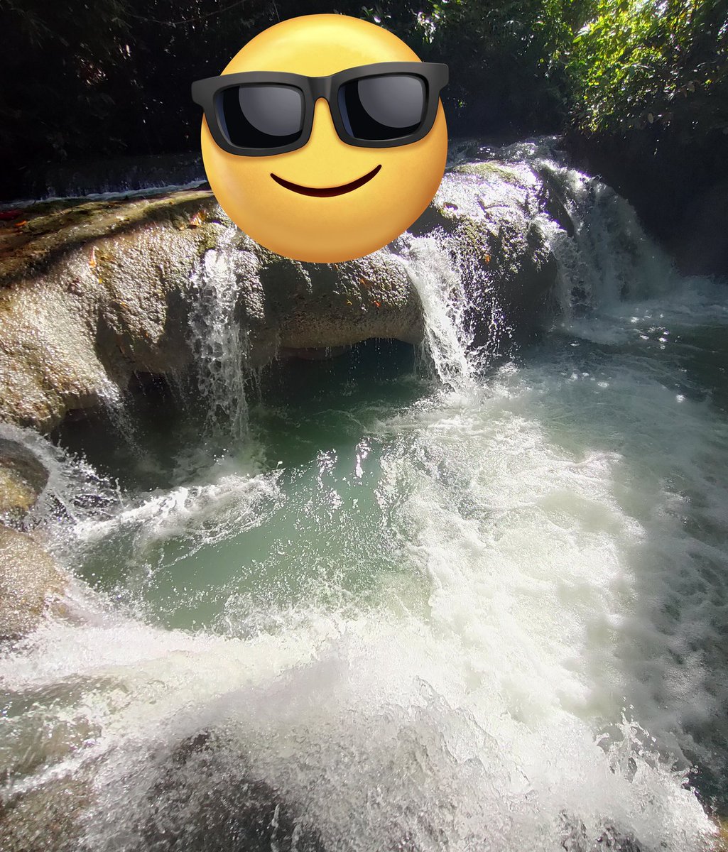 blocked0414's tweet photo. Advantage pag nasa bukid ..
Laging nag outdoor activities🤣

Swim na mga itik💦 https://t.co/Ul2jlCRIJw