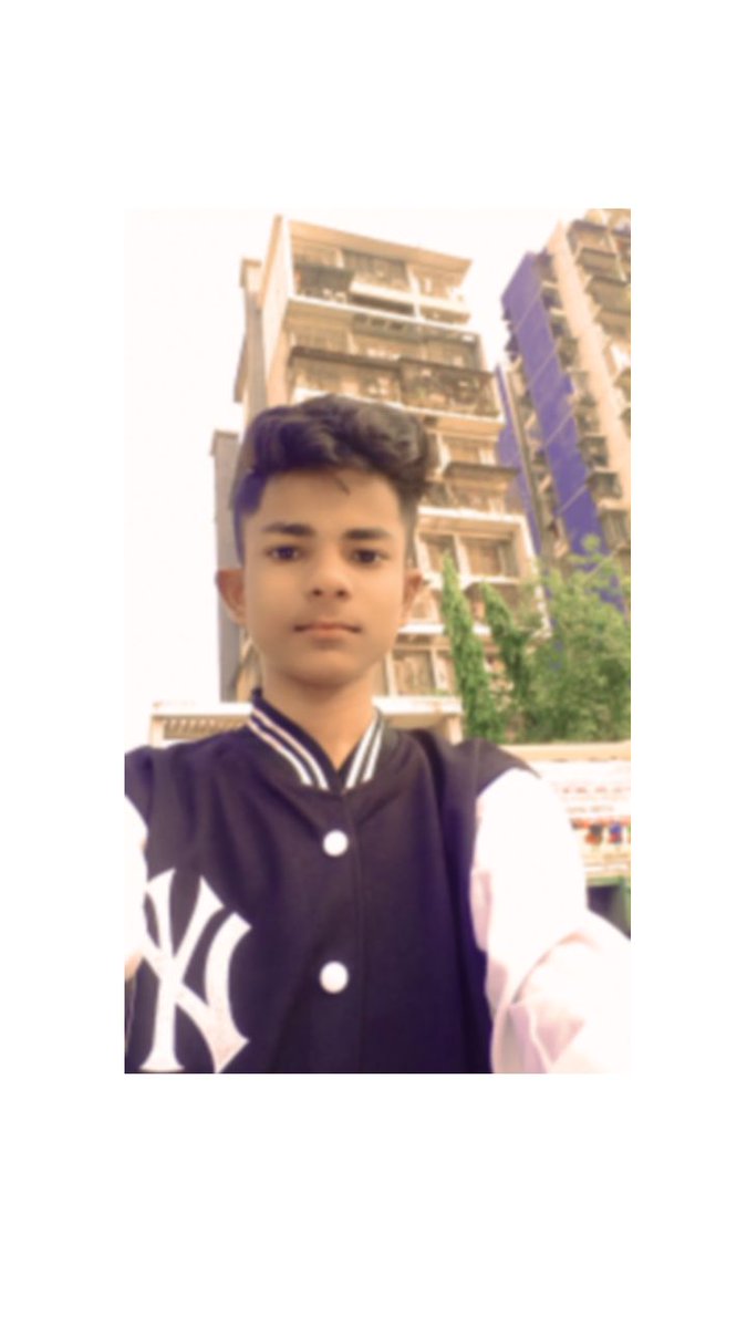 Carryminati tweet me
#carryminati #biggfan