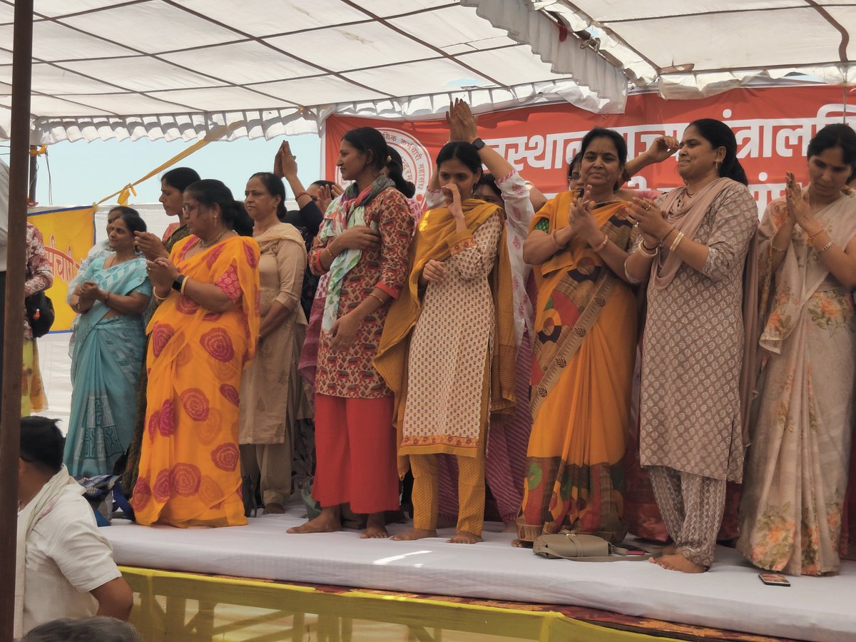 zp_shobhalal's tweet photo. #UDC_GRADE_PAY_3600
मा० मुख्यमंत्री @ashokgehlot51 जी से आग्रह है कि मंत्रालयिक संवर्ग की बरसों से लंबित वाज़िब मांगो को अविलम्ब पूर्ण कराने का श्रम करावें। आपने 2013 में जो दिया उसे गत सरकार द्वारा 2017 में छीन लिया, उसे पुनः बहाल करो।
@RajGovOfficial @drcpjoshi @1stIndiaNews https://t.co/2hamjPxnAl
