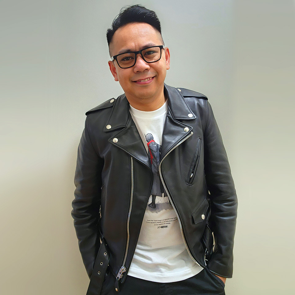 the13thgeek's tweet image. Casual Friday? #KamenRider #greaser