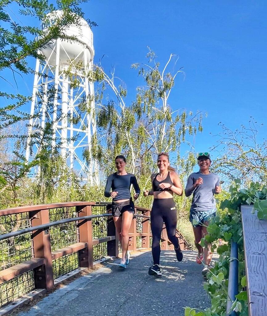 runhikenplay's tweet image. 4 miles at the arboretum with @apurposefullife89 and @amandaralston_ ! 

#runningwithfriends #runningmom #runningmotivation #runner #running #instarun #womenrunning #runchat #runhappy #instagood #happyrunner #runners #fitness #instarunners #instarun #fit… instagr.am/p/CrSJbXtLdSE/