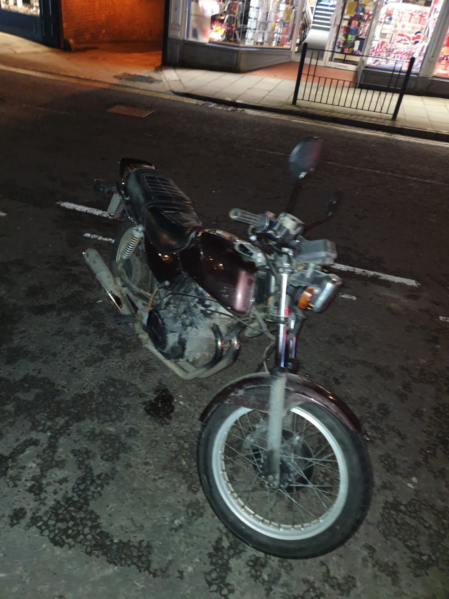 SurreyRS's tweet photo. Bike stopped by #VanguardRST last night on High Street, Reigate. Rider had a provisional licence and has never undertaken any form of motorcycle training. Was given the vehicle by a friend.
Rider reported to court for; no licence and no insurance.
Bike seized.
#2WheelOperation https://t.co/ekFHod5boO