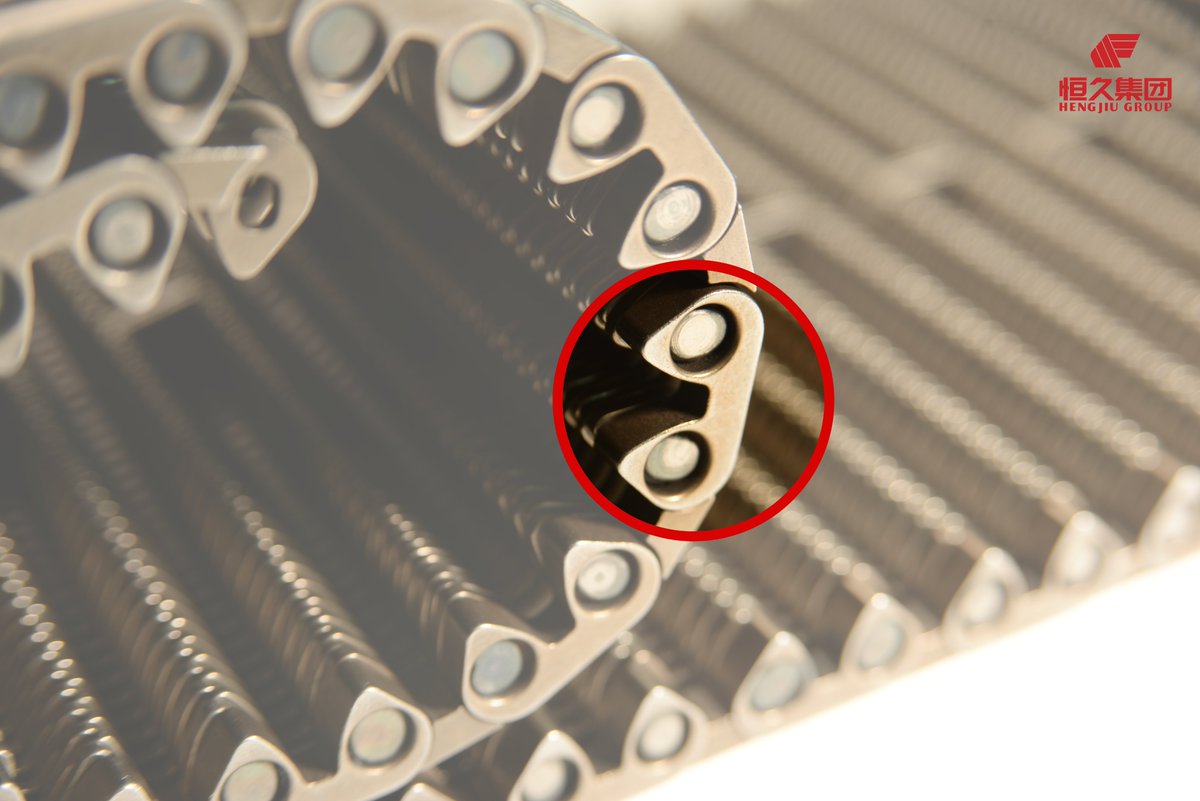 hengjiuchains's tweet image. In order to reduce the wear of the pin end and equipment parts during #operation, #HengjiuGroup has developed a #silentchain with #laserwelding at the pin end or a #protectivecap structure to make the chain run #reliably and improve the #servicelife #effectively.