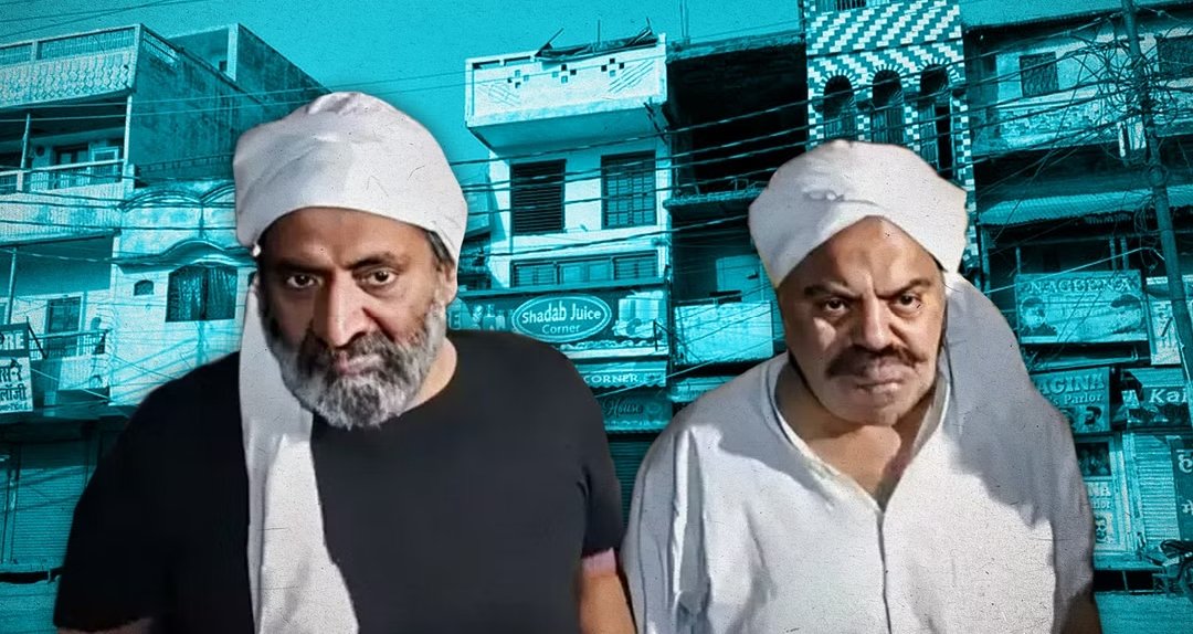 s_afreen7's tweet photo. यूपी, इलाहाबाद:
अतीक अहमद व उसके भाई की हत्या की बात पर अजीबो–गरीब खुलासे हो रहे है!

खबर ये भी आ रही है कि कॉल्विन अस्पताल के आसपास के दुकानों के डीवीआर पुलिस जब्त कर रही है।

सीसीटीवी फुटेज की कॉपी लेना आम बात है, लेकिन जांच के नाम पर डीवीआर क्यों जब्त कर रही पुलिस?

कॉल्विन अस्पताल के आसपास से टोटल 24 डीवीआर जब्त किया है पुलिस ने!

वही स्थानीय लोगो ने हत्या वाली रात को ही मीडिया को बता दिया था कि हत्यारे पुलिस की गाड़ी में ही आए थे।

खबर ये भी उछाली जा रही थी कि हत्यारे बाइक से आए थे, लेकिन ये झूठ है!
बाइक कॉल्विन अस्पताल में इलाज के लिए आए एक मरीज की थी!

हत्या के कुछ घँटे बाद ही पुलिस ने सभी दुकानों से डीवीआर जब्त करना शुरू कर दिया था!