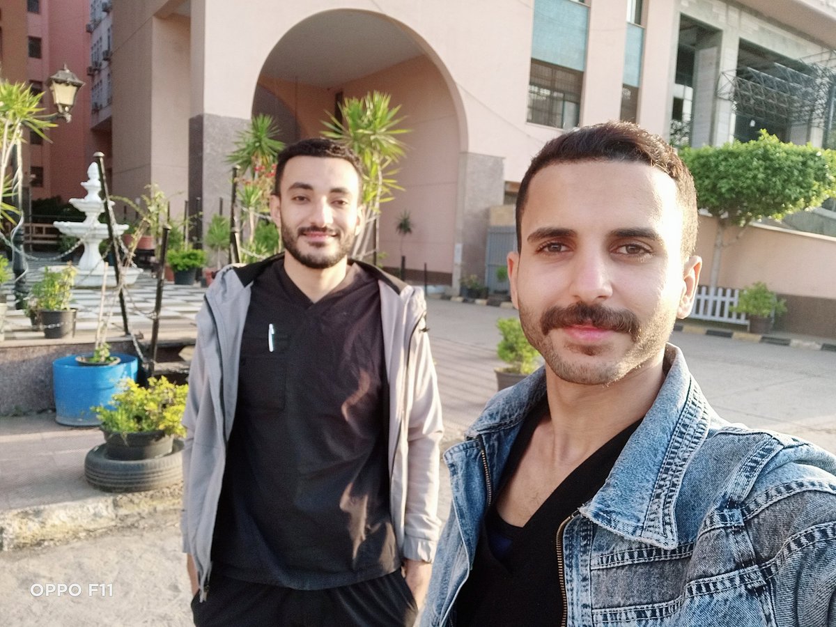 ramyshalan98's tweet photo. كل عام وانتم بخير و تقبل الله منا ومنكم صالح الأعمال عيدكم مبارك كل عام وأنتم بخير ❤🙏 https://t.co/vdY13A5P8h