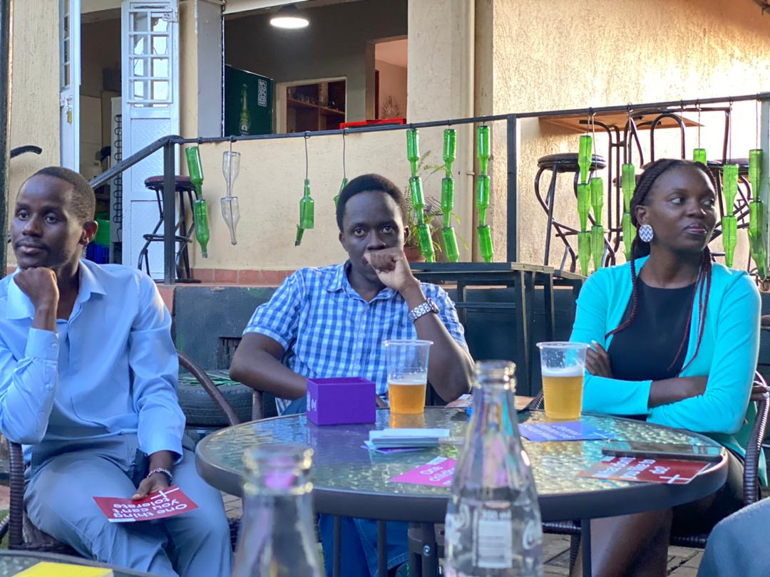 Rukwengye's tweet photo. We hosted our first physical meet of the @BoundlessMinds_ Professionals yesterday. Lovely experience & conversations.
The #BoundlessProfessionals is a community of young professionals pursuing life & career success by building consistency thru mini-habits & small achievable goals https://t.co/6Zte5efXbr