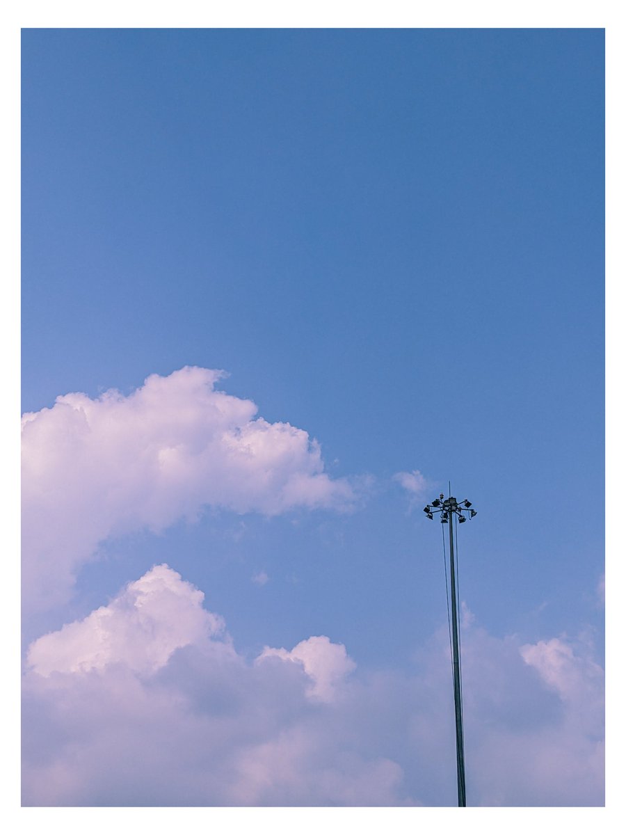 iamsreejithsn's tweet photo. Good morning 🌞 
#photooftheday #aesthetic #sky #cloud https://t.co/rvUD224RN1