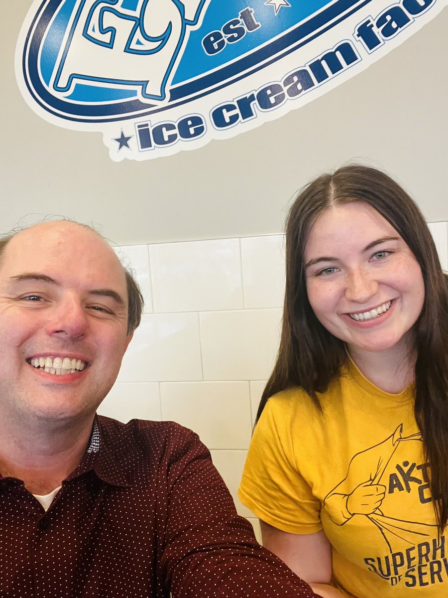 CircleKBG's tweet photo. We had our ice cream social last night!! We had a great time chatting and eating some delicious ice cream from Eric’s! Thanks to everyone who joined us! We had so much fun!!🍦 https://t.co/GnA6nnKbOy