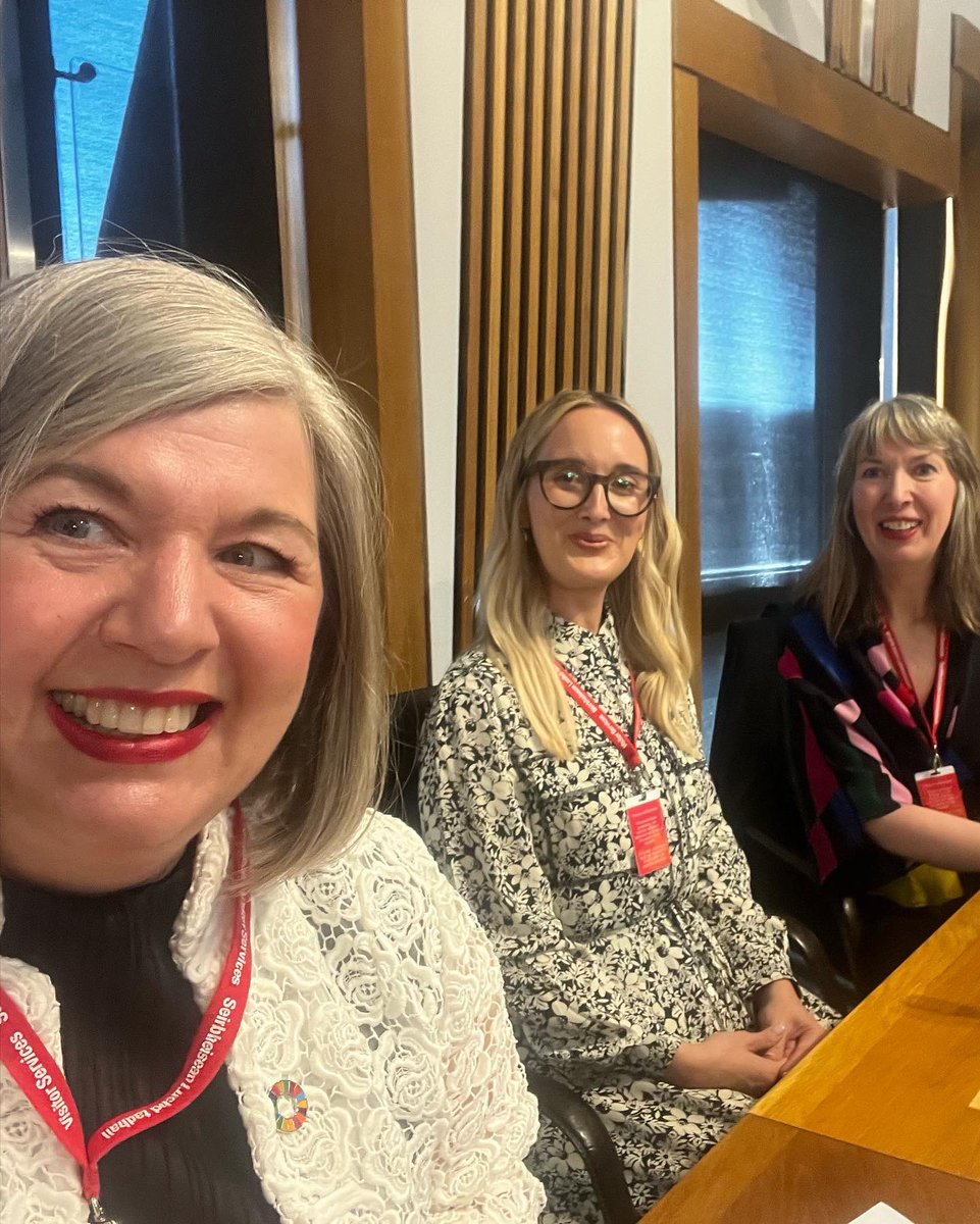 LynnIWilson's tweet photo. We did it @profdeirdreshaw @katmduffy @UofGAsbs @UofGlasgow @ESRC @EC_magazine @SocSciScotland Delivered our white paper and film (Fabric of Society) to the #ScottishParliament Circular Economy Cross Party Group @mgoldenmsp Great support @lornaslater @IainGulland @ZeroWasteScot https://t.co/XbPupYGbNx