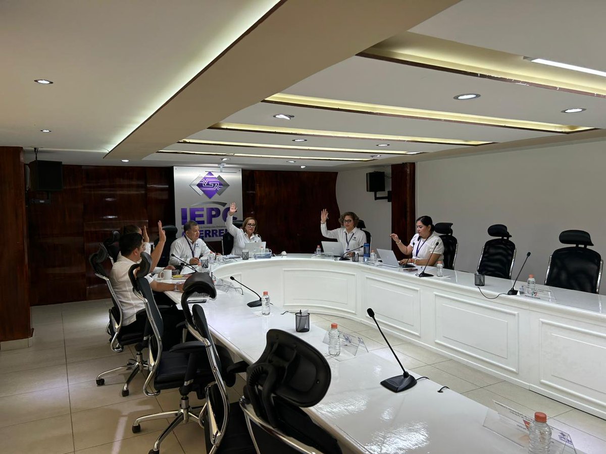 TrechoInforma's tweet photo. #Estatal | 15 PARTIDOS POLÍTICOS PARTICIPARÁN EN EL PROCESO ELECTORAL DE AYUNTAMIENTOS Y DIPUTADOS LOCALES 2023-2024 EN #Guerrero.
#IEPCGuerrero • #IEPCGRO.
_ @IEPCGRO.
@TrechoInforma.
#TrechoInformativo.
Toda la información ⬇️⬇️
https://t.co/BtpDNjgOZv https://t.co/8qhByUqlLC