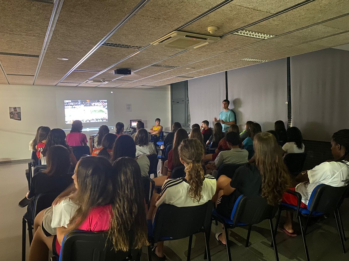 i_am_winners's tweet photo. 🏀Winners Experience🏀
Desde nuestra fundación el año 2012 estamos desarrollando un programa basado en la mujer.
#winners #baloncestofemenino #baloncestoformativo #altorendimiento #winnerscommunity #transformandoideasenacciones
#workwithstyle https://t.co/bfRpBXvGeg