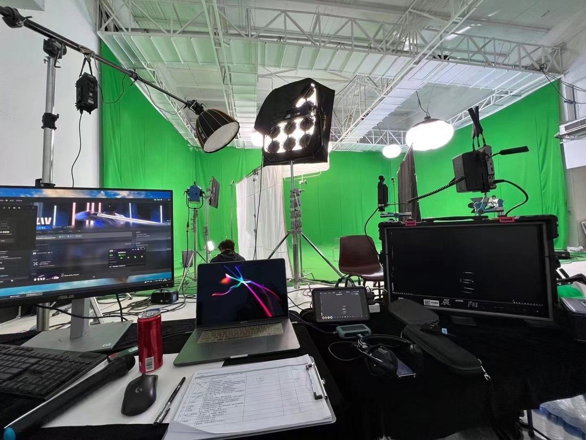 kudoalbus's tweet photo. Just wrapped up two days of shooting. Huge thanks to everyone involved, you guys rocked it!
#OpenBrush #LIV #VR #PICO4PRO https://t.co/IjpX4oT2Fq