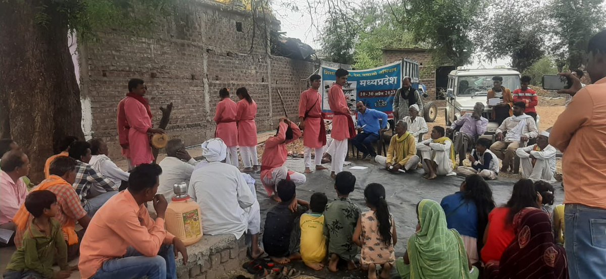 gsaipsn's tweet photo. 12th day of Jatha in Nasrullahganj Block, District Sehore..
Zindabad Sathiyon
#SaveEducationSaveTheNation
#NationalEducationAssembly
April30 at NewDelhi #AIPSN
#RollBackNEP https://t.co/ElhPaVZclw