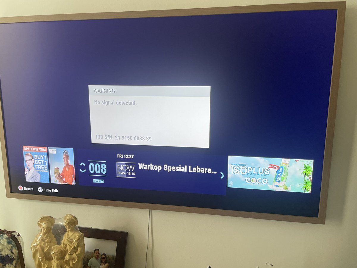 bramgosling's tweet photo. @FirstMediaCares STB saya statusnya no signal detected. ini kenapa ya? dan apakh bisa dbantu refresh? no pelanggan: 12292241 https://t.co/g5seLhpR7g