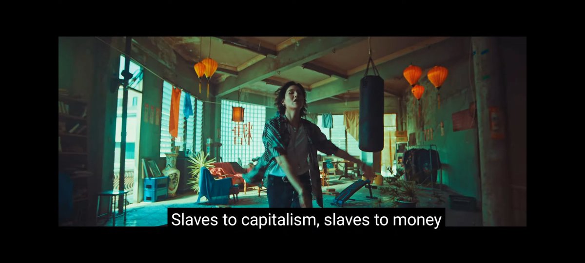 BalaEsha's tweet photo. "Slaves to capitalism, slaves to money slaves to hatred and prejudice slaves to YouTube, slaves to flexing selfishness and greed have gone off the rails"
                                                Aka AUGUST D
 HE CALLED OUT EVERYONE https://t.co/xXVT6YQ0uC