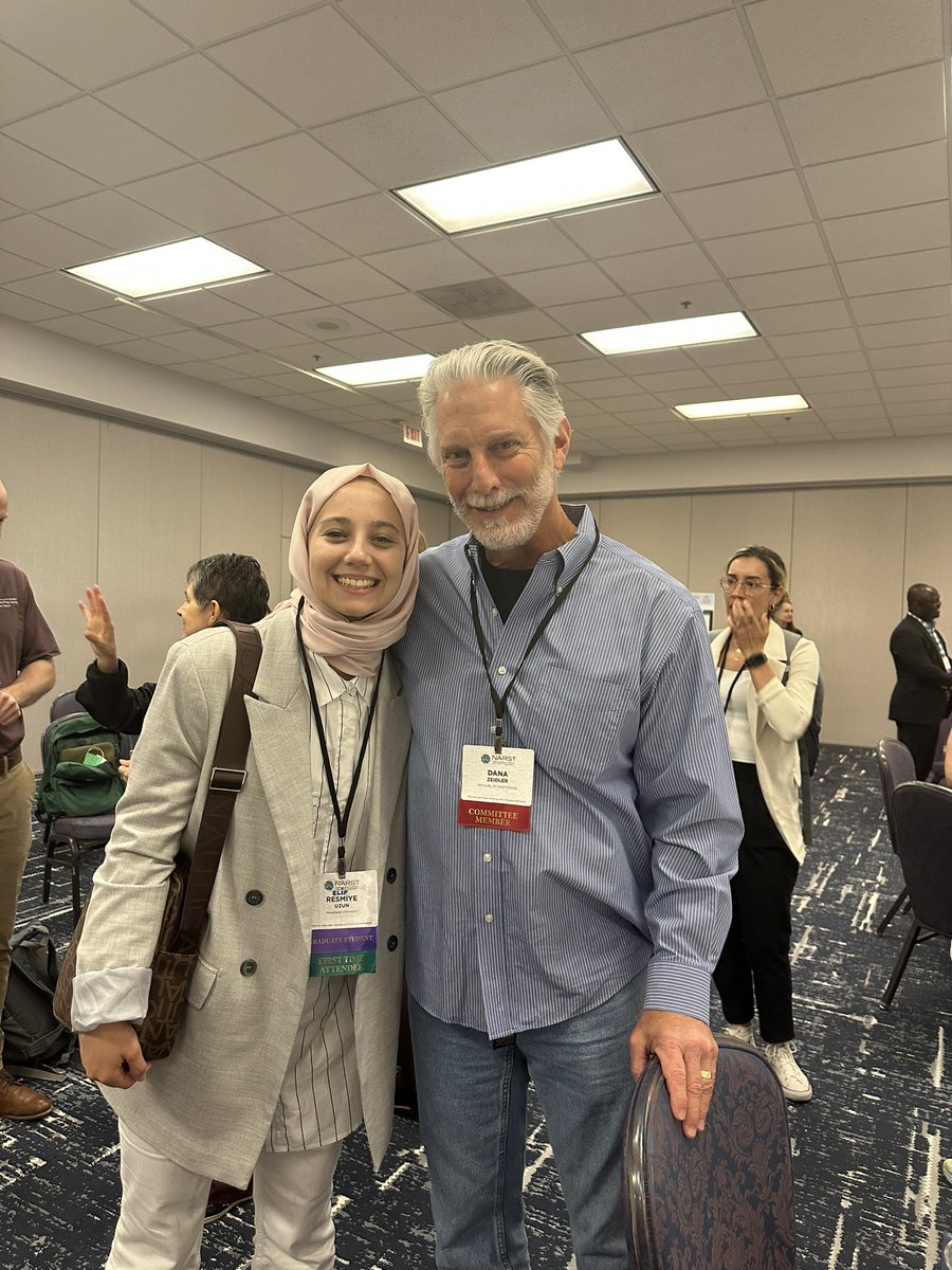 Elif023501171's tweet photo. It was a great experience to meet these wonderful people in person! Thank you very much giving this opportunity✨#NARST2023 https://t.co/X9suokR2xW