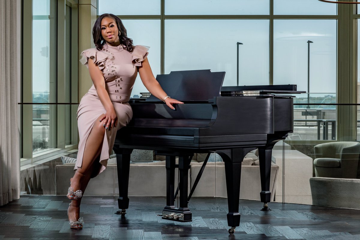 Yanair_Media's tweet photo. Meet this strong, brilliant and sexy model @Dr_VStar  who just happens to be a Director of Anesthesiology in the DMV.  She is also a former @dcfireems and is a @Commanders  fan for life!

#yanairmedia  #portrait  #Anesthesiology #dmv #photography https://t.co/ZlqtWQYNgd