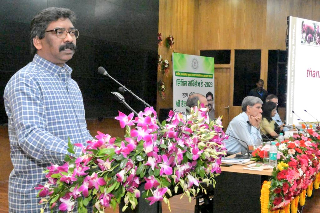राज्य को बेहतर दिशा देने में लोक सेवकों की भूमिका अहम: हेमंत सोरेन-Role of civil servants is important in giving better direction to the state: Hemant Soren
