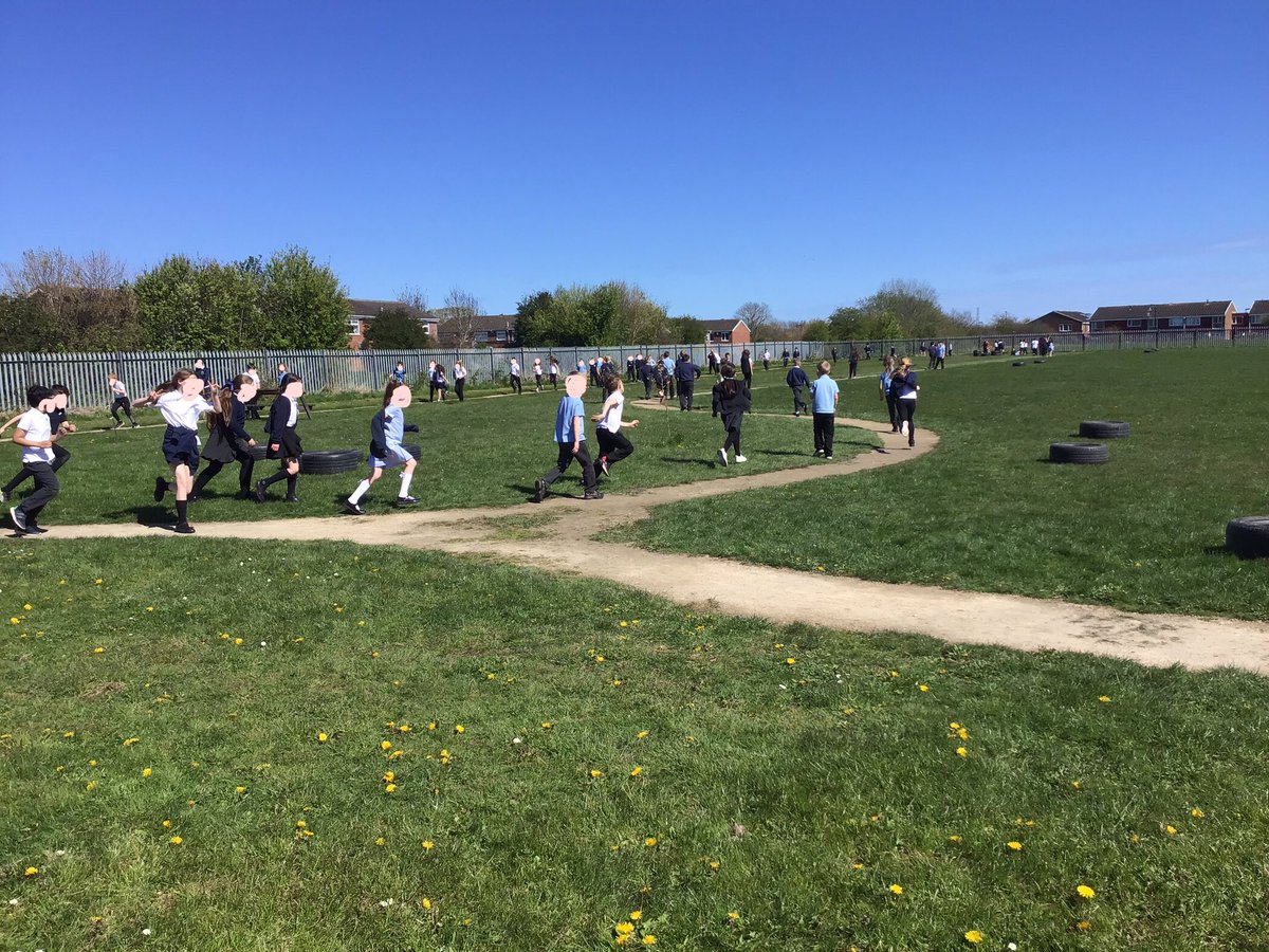 Year 3 and 4 took part in Get North Tyneside Active Together: Active Mile yesterday in the sunshine ☀️🏃🏼🏃🏽‍♀️<a href="/BattleHillPS/">Battle Hill Primary</a> <a href="/MrsShearer2/">Mrs Shearer</a> <a href="/MissJBurt/">J Burt</a> <a href="/MrsCHall2/">Mrs C Hall</a>