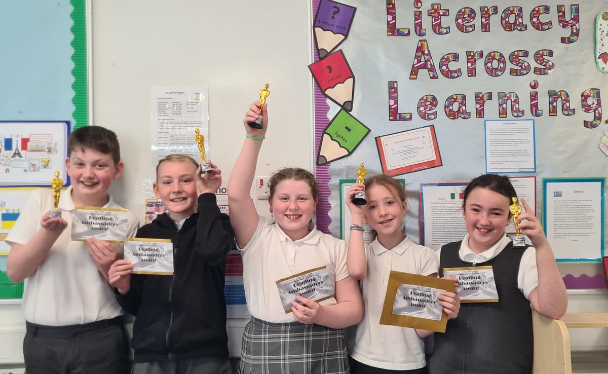 We’re so proud of our P6 &amp; P7 pupils whose enthusiasm for reading and engagement in challenges <a href="/LargsCampusLib/">Largs Campus Library</a> were recognised at yesterday’s R-Oscars! Thanks to Ms, Newbury and her team of S1 &amp; S2 pupils! <a href="/AliAllan_PLL/">Ali Allan</a> 
#readingforpleasure #community #transition #RRSA #Article28